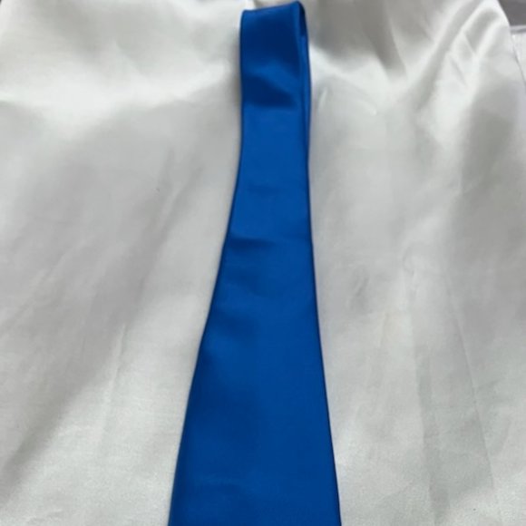 Moda Di Raza Blue Microfiber Necktie - Picture 1 of 6